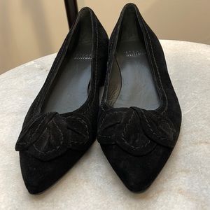 NEW Stuart Weitzman flats size 6